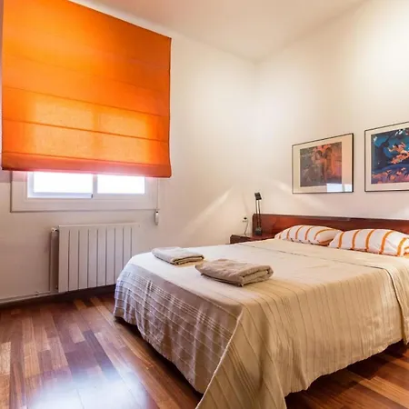 Fuer 5 Personen Ca 75 Qm In Barcelona-sants-montjuic, Costa Brava Costa Del Maresme * Barcelona